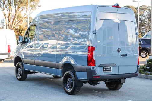 2026 Mercedes-Benz Sprinter 2500 Standard Roof