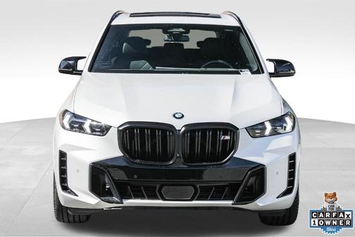 Mineral White Metallic 2024 BMW X5 M60i
