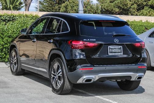 2025 Mercedes-Benz GLA 250 Base 4MATIC