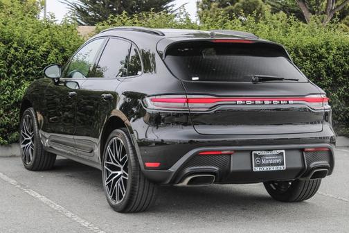 2022 Porsche Macan Base