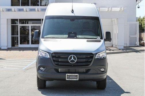 2025 Mercedes-Benz Sprinter 2500 Standard Roof