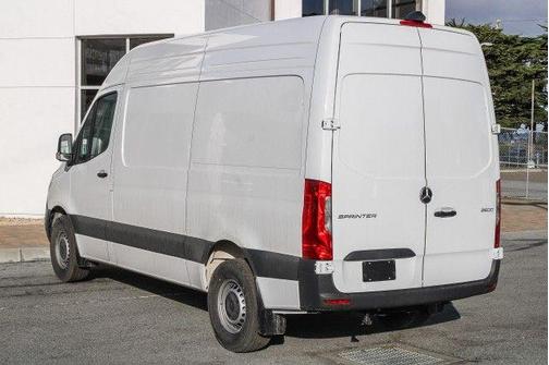 2025 Mercedes-Benz Sprinter 2500 Standard Roof