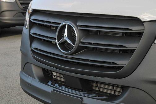 2026 Mercedes-Benz Sprinter 2500 Standard Roof