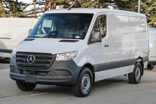 2026 Mercedes-Benz Sprinter 2500 Standard Roof