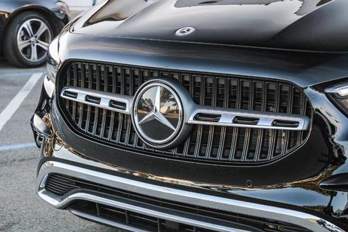 2025 Mercedes-Benz GLA 250 Base 4MATIC