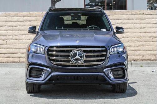 2025 Mercedes-Benz GLS 450 4MATIC