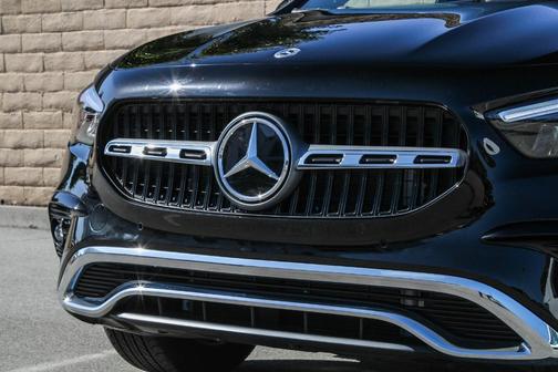 2025 Mercedes-Benz GLA 250 Base 4MATIC