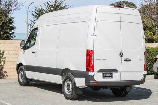 2025 Mercedes-Benz Sprinter 2500 Standard Roof