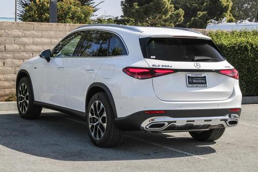 2025 Mercedes-Benz GLC 350e Base 4MATIC