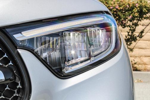 2025 Mercedes-Benz GLC 350e Base 4MATIC