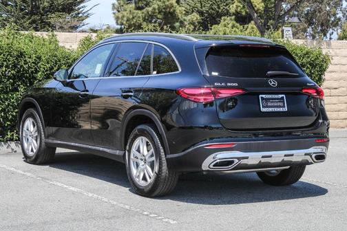 2025 Mercedes-Benz GLC 300 Base 4MATIC
