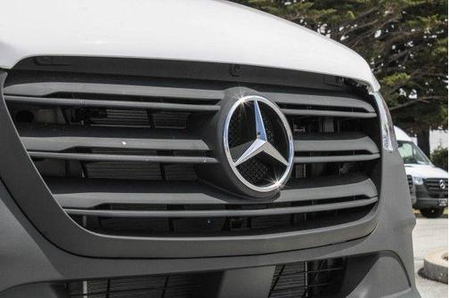 2025 Mercedes-Benz Sprinter 2500 High Roof