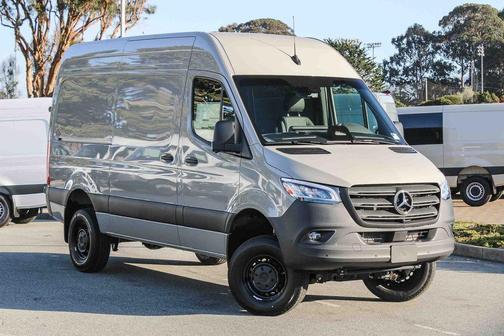 2026 Mercedes-Benz Sprinter 2500 Standard Roof
