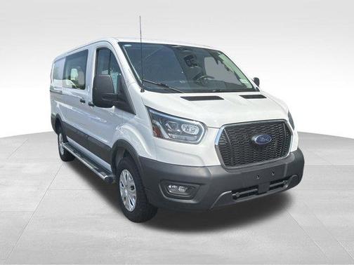 2023 Ford Transit-250 T250