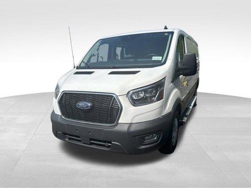 2023 Ford Transit-250 T250