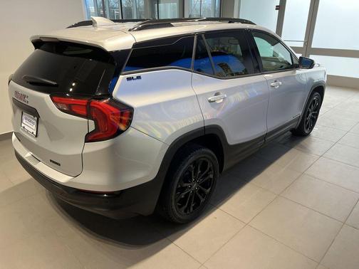 2021 GMC Terrain SLE