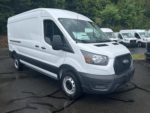 2025 Ford Transit-250 148 WB Medium Roof Cargo