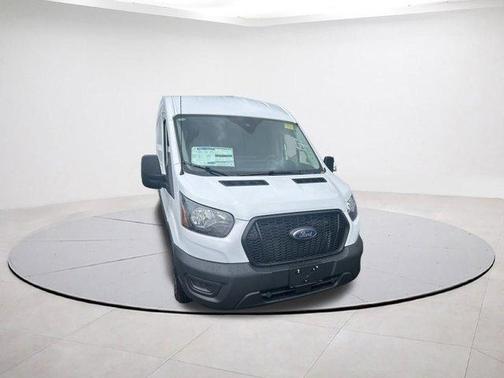 2025 Ford Transit-250 148 WB Medium Roof Cargo