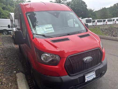 2025 Ford Transit-250 148 WB Medium Roof Cargo