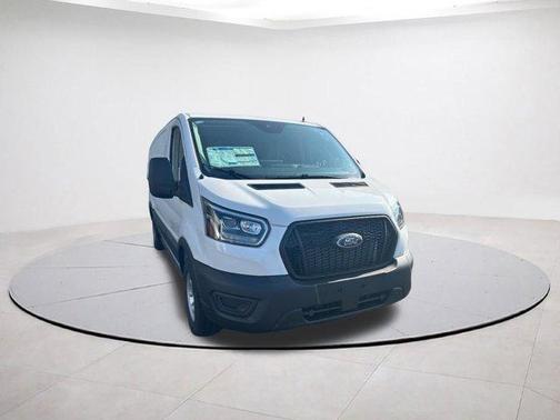 2025 Ford Transit-350 