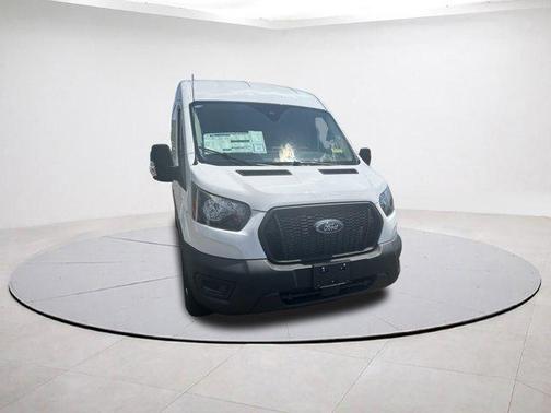 2025 Ford Transit-250 148 WB Medium Roof Cargo