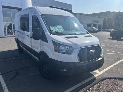2025 Ford Transit-250 148 WB Medium Roof Cargo