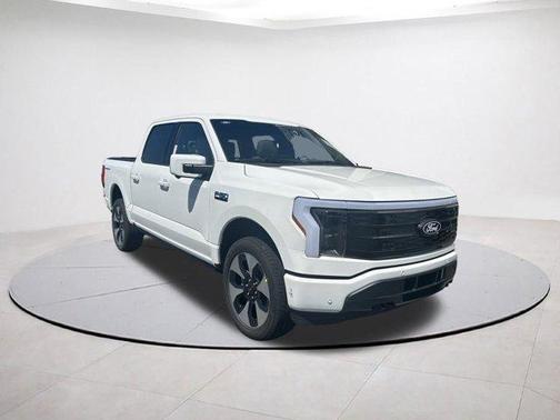 2025 Ford F-150 Lightning Platinum