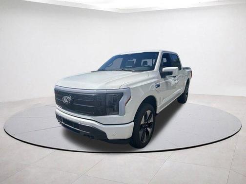 2025 Ford F-150 Lightning Platinum