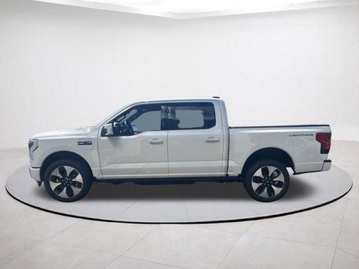 2025 Ford F-150 Lightning Platinum