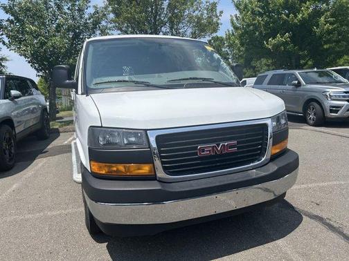 2022 GMC Savana 2500 Work Van