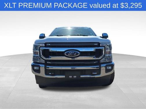 OXFORD WHITE 2022 Ford F-250 XLT