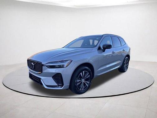 2025 Volvo XC60 B5 Core