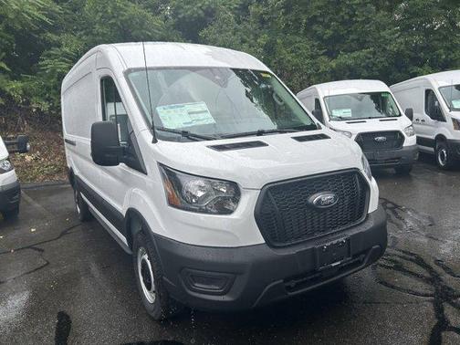 2025 Ford Transit-250 148 WB Medium Roof Cargo
