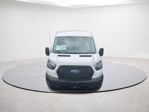 2025 Ford Transit-250 148 WB Medium Roof Cargo