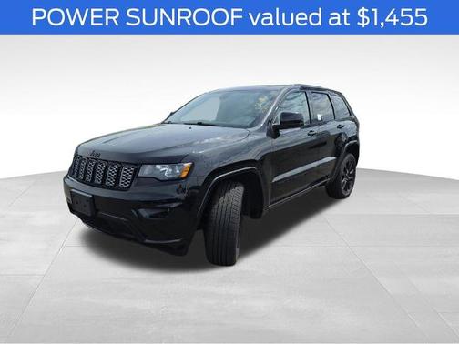 Diamond Black 2022 Jeep Grand Cherokee LAREDO