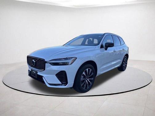 2025 Volvo XC60 B5 Core