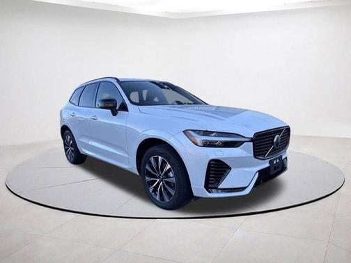 2025 Volvo XC60 B5 Core