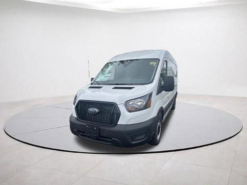 2025 Ford Transit-250 148 WB Medium Roof Cargo