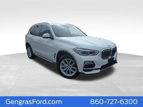 White 2019 BMW X5 XDRIVE40I