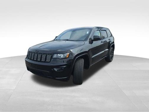 2018 Jeep Grand Cherokee LAREDO
