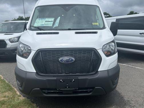 2025 Ford Transit-250 148 WB Medium Roof Cargo