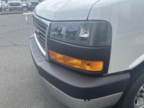 2023 GMC Savana 2500 Work Van
