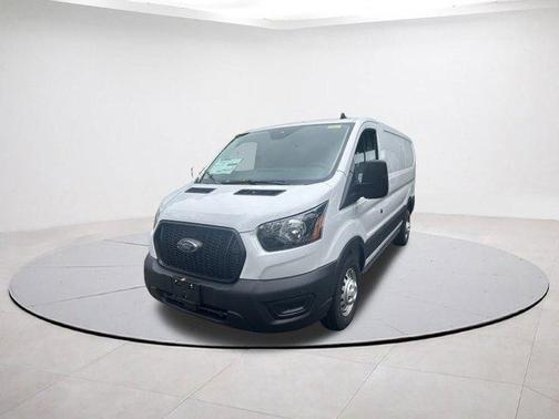 2025 Ford Transit-150 