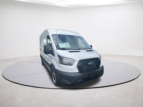 2025 Ford Transit-250 148 WB Medium Roof Cargo