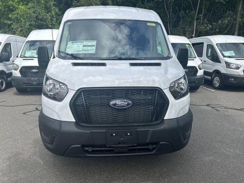 2025 Ford Transit-250 148 WB Medium Roof Cargo