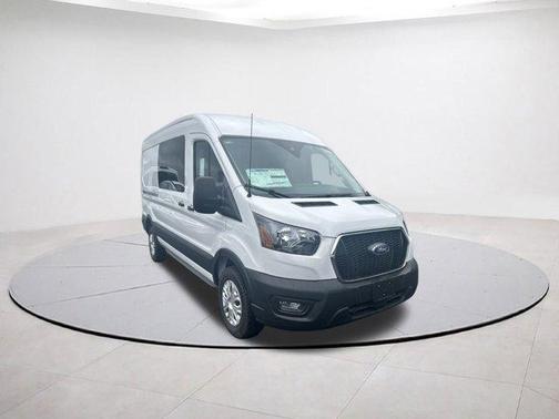 2024 Ford Transit-250 148 WB Medium Roof Cargo