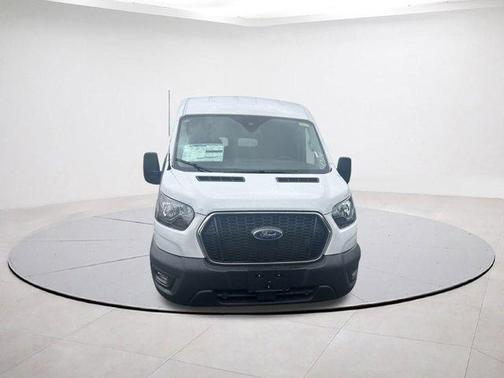 2024 Ford Transit-250 148 WB Medium Roof Cargo