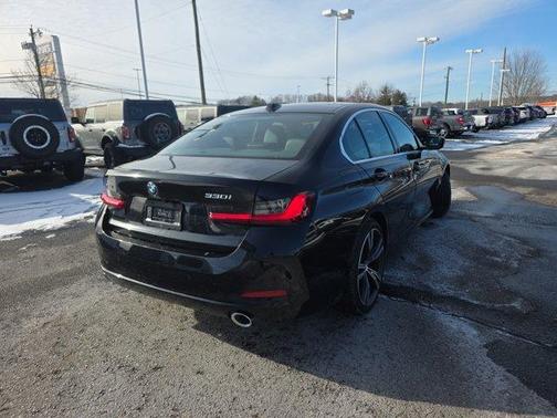 2024 BMW 330 i xDrive