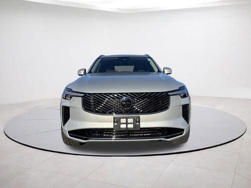 2025 Volvo XC90 B6 Plus 7-Seater