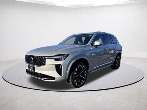 2025 Volvo XC90 B6 Plus 7-Seater